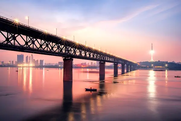 应采儿为什么在长沙生活